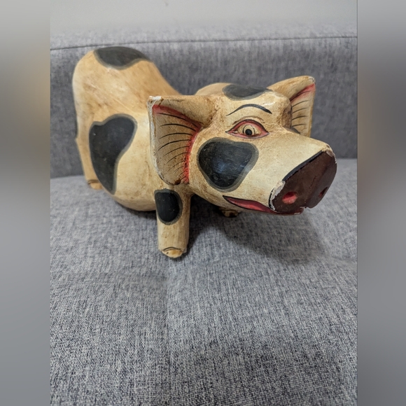Market pig. Folk Art. Vintage. 12 inches long and 6 inches high. Spotted. GUC. - Picture 2 of 8